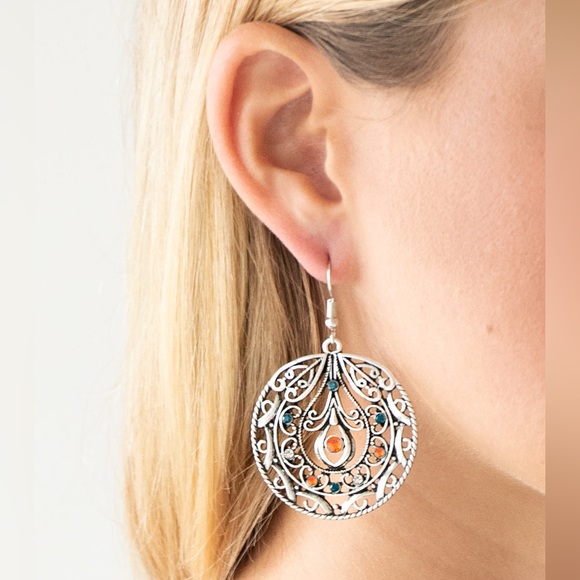 Choose to Sparkle Earrings - Picture 1 of 7